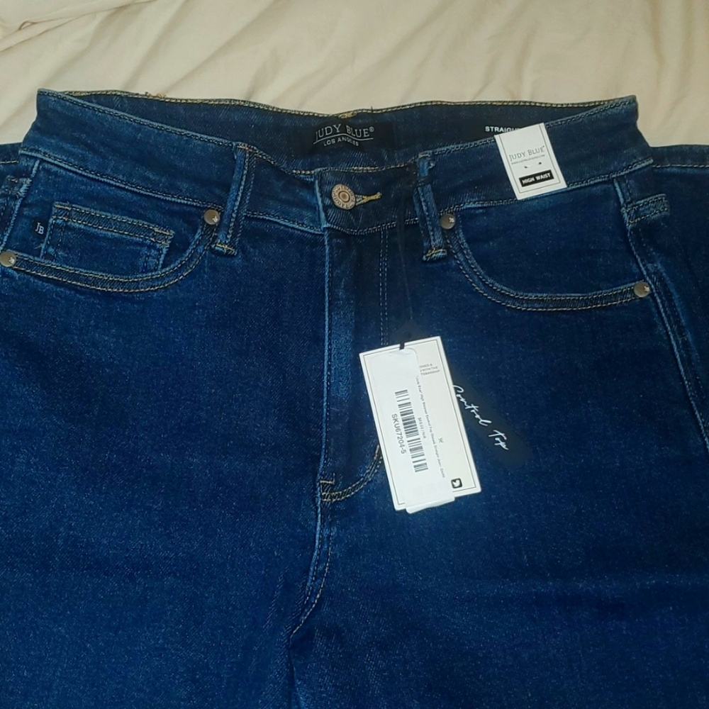 NWT JUDY BLUE TUMMY CONTROL STRAIGHT LEG JEANS